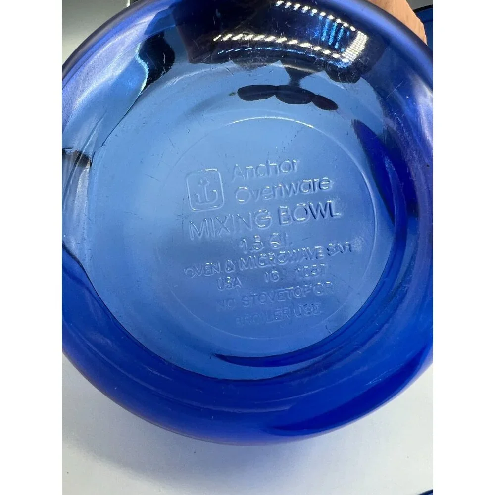 3 Anchor Hocking Cobalt Blue Glass Nesting Mixing Bowls 1 Qt 1.5 Qt and 2.5 Qt